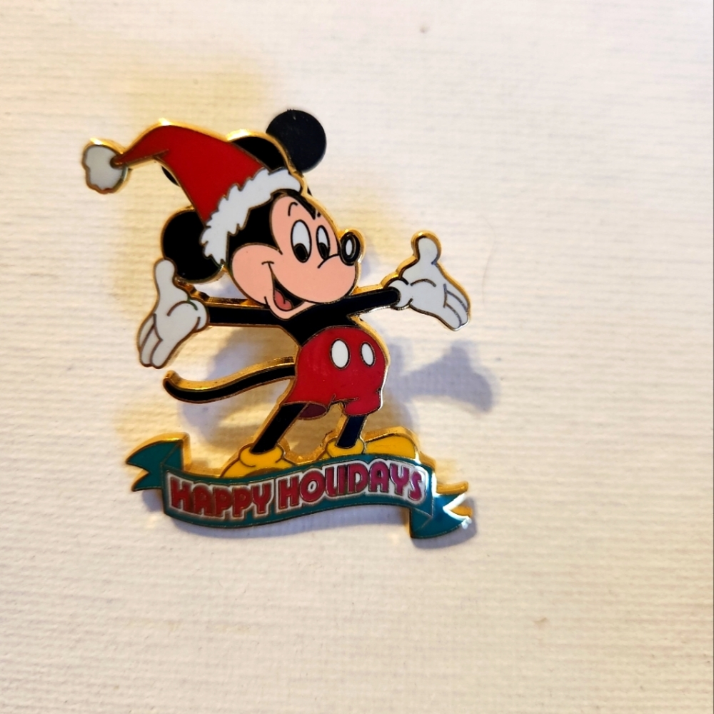 Disney Christmas pin